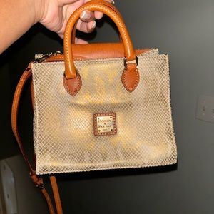 Dooney & Bourke Satchel bag